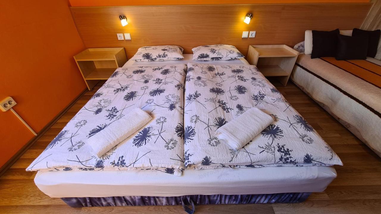 Hajas Família Kiadó Szobák Balatonmáriafürdő Exterior foto